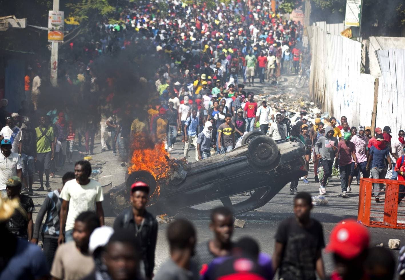 Veinte muertos deja ola de violencia en barriada de capital de Haití