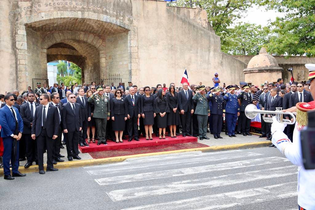 Presidente Danilo Medina rinde tributo a Padres de la Patria, en 175 aniversario Independencia Nacional