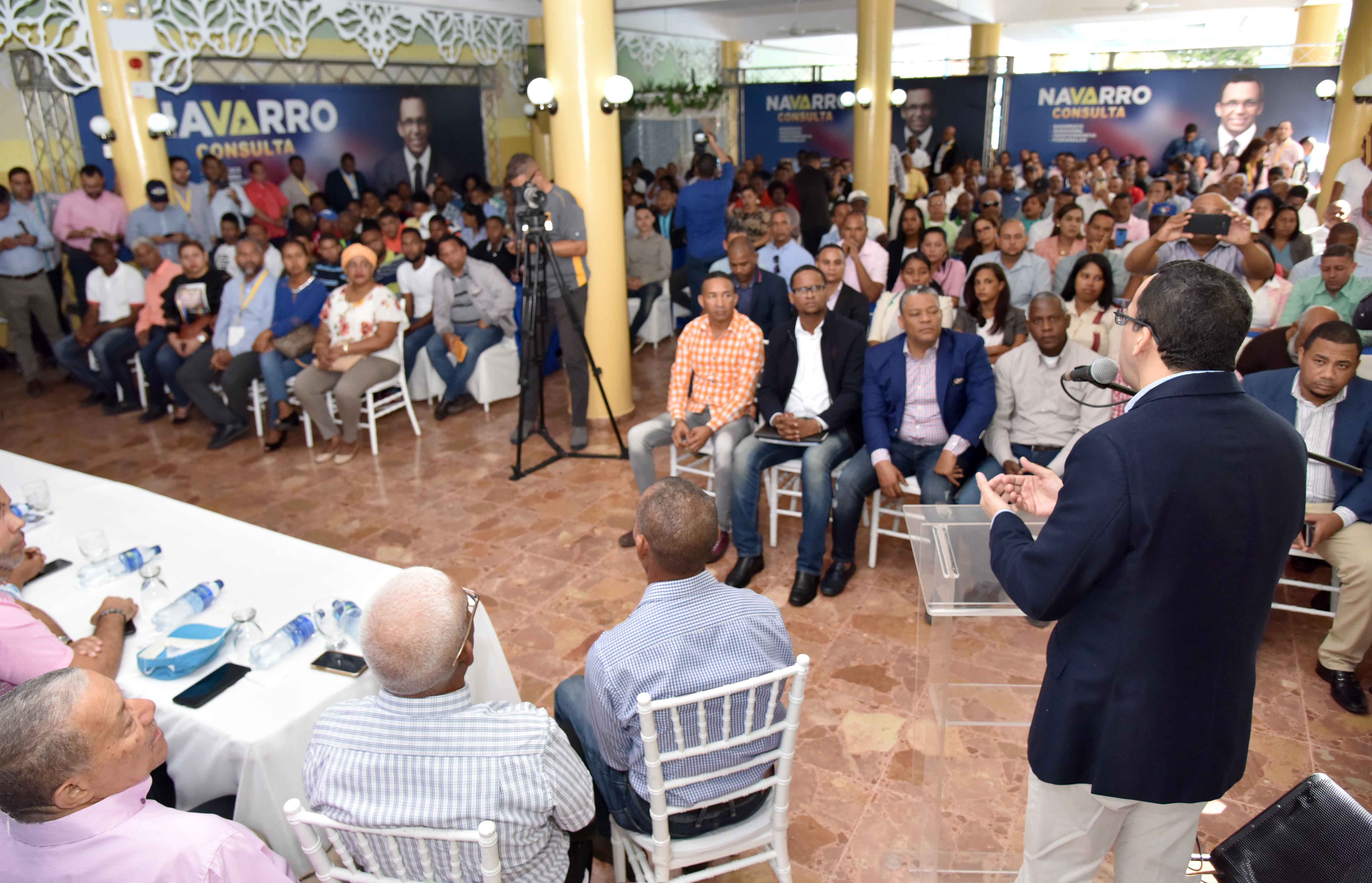 Navarro asegura su gobierno tendrá la gente como centro del desarrollo