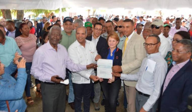 FEDA asiste a productores de San Juan con 11.8 millones de pesos