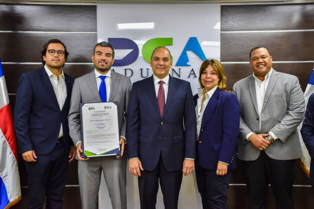 Aduanas otorga certificación OEA a empresa Espalsa