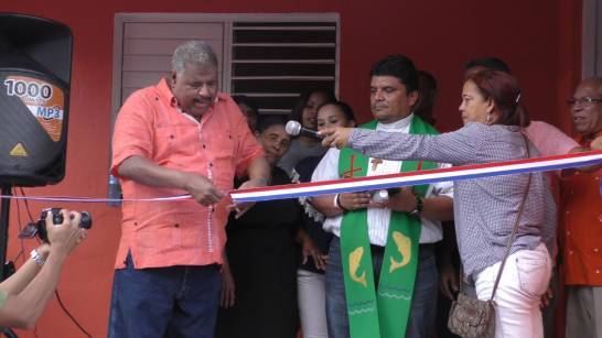 Indesur entregó 30 viviendas a igual número de familias en Independencia