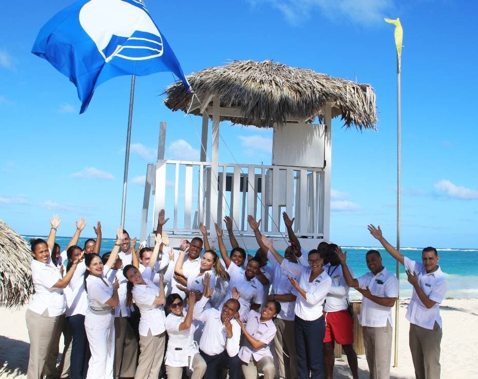 Hoteles reciben certificación internacional Bandera Azul