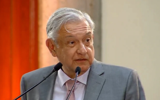 López Obrador rechaza hablar del muro y confía en atraer inversión de EE.UU.      
