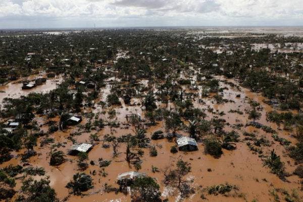 Aumentan a 602 los muertos por el ciclón Idai en Mozambique