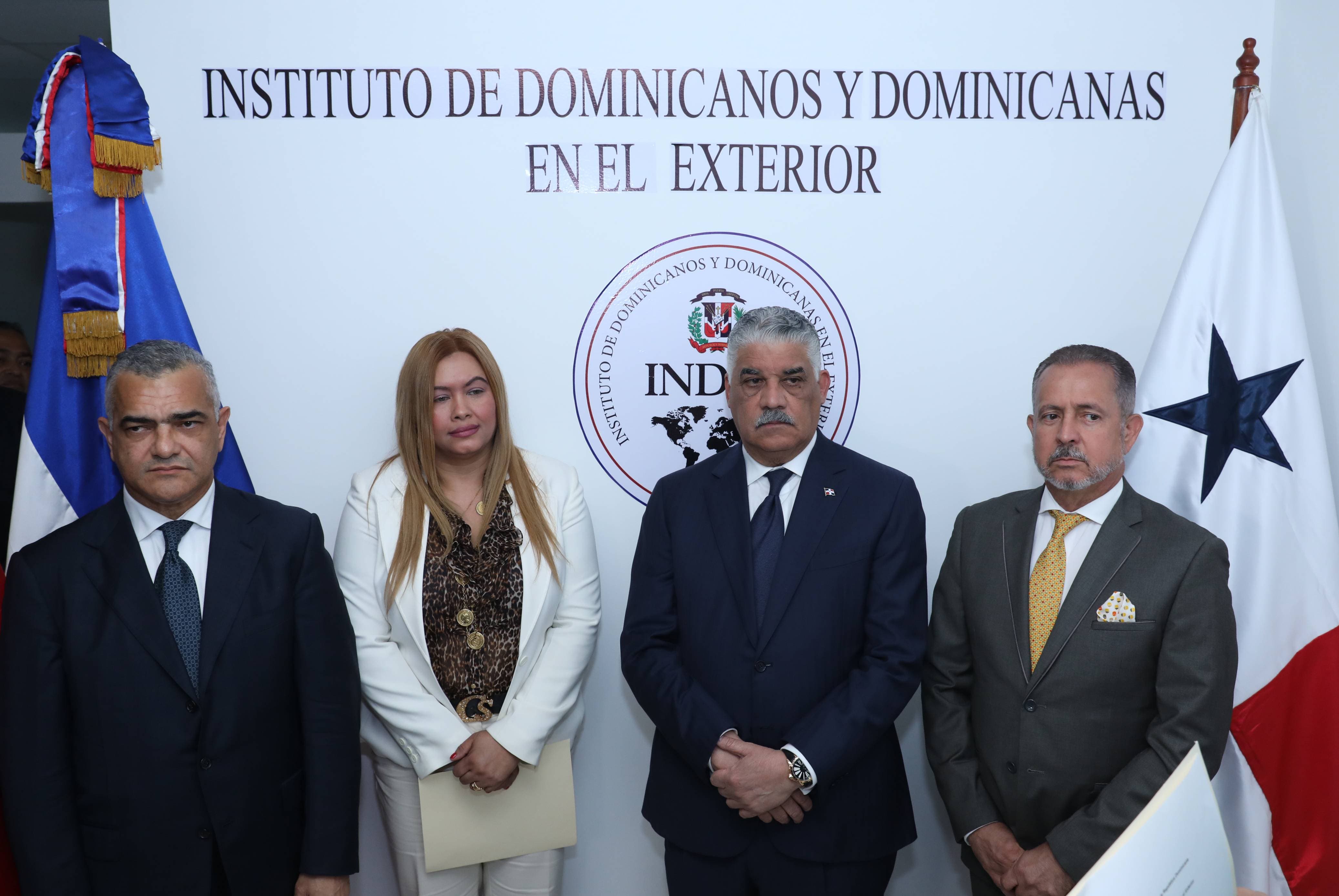 Canciller Miguel Vargas Inaugura el Instituto  del Dominicano en Panamá
