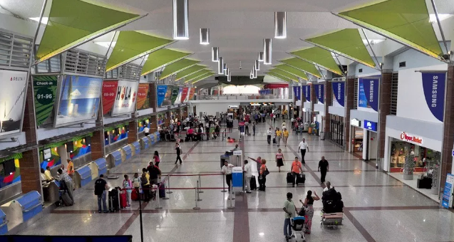 Mantienen aeropuerto vigilado ante posibles casos de sarampión