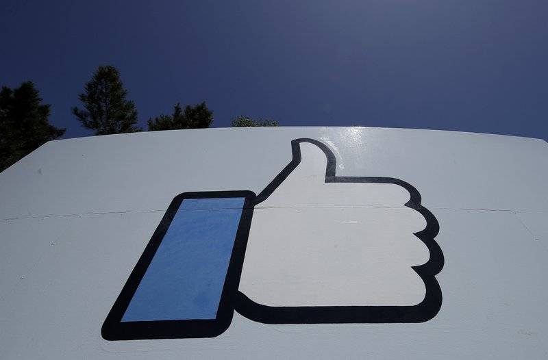 Cofundador dice que es hora de dividir Facebook