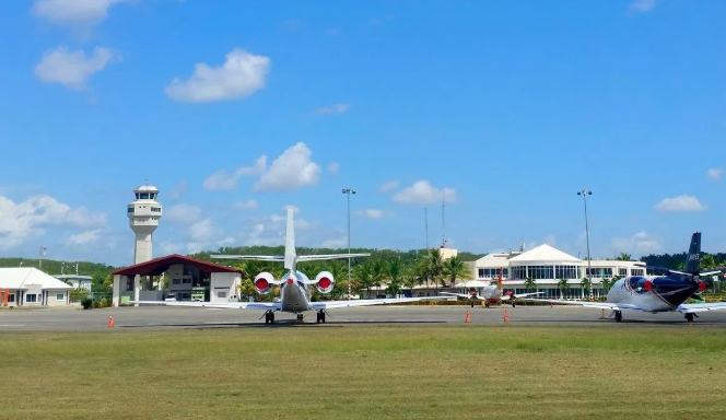 Lo que hará el IDAC con 14 aeronaves en estado de abandono en aeropuertos Las Américas y  Joaquín Balaguer