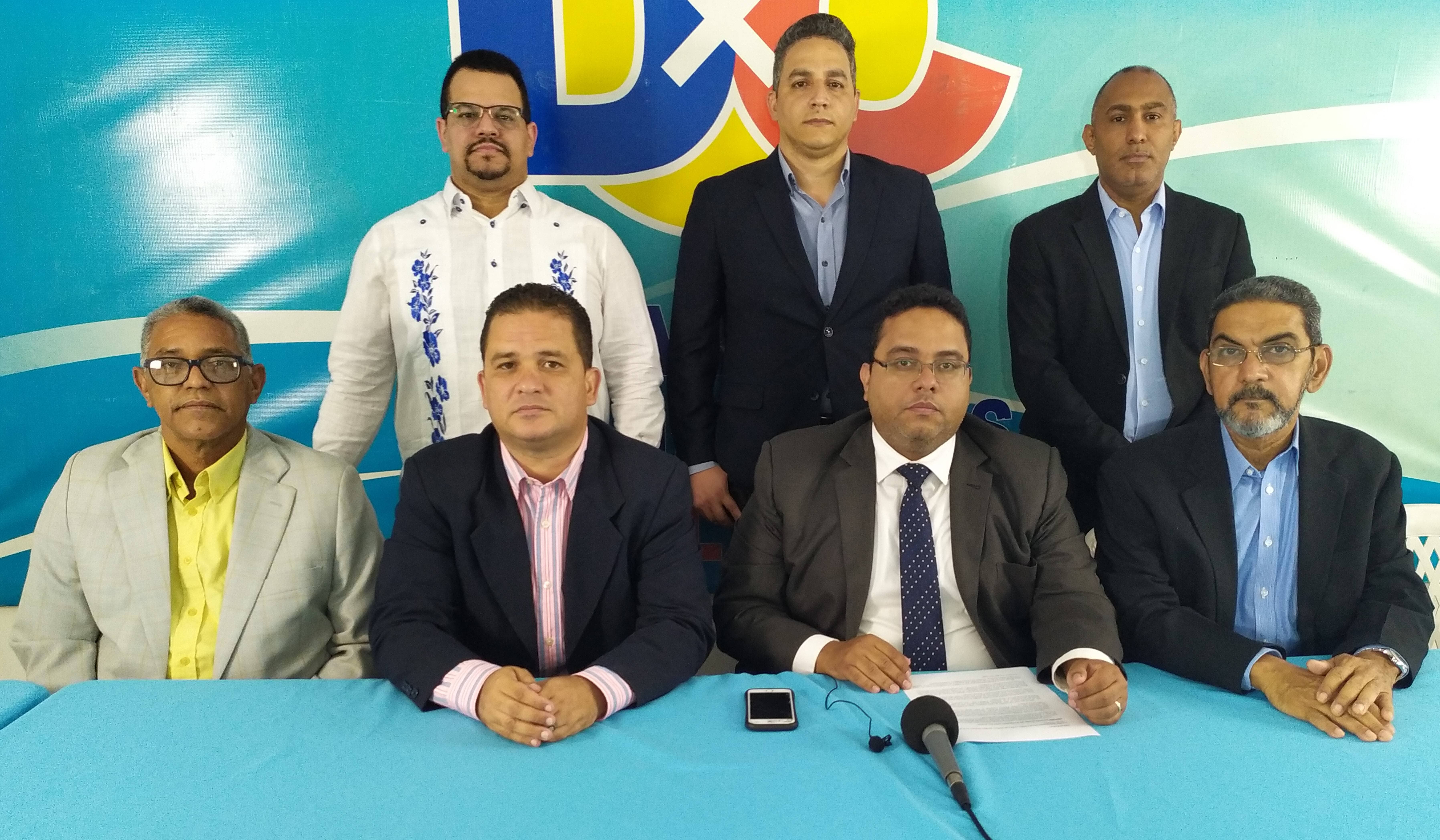 Dominicanos por el Cambio califica de “adefesio jurídico” decisión de JCE sobre voto de arrastre