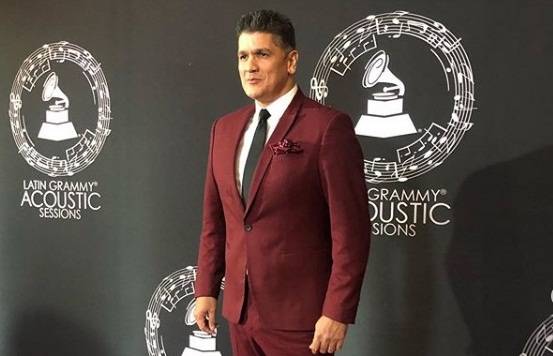 Eddy Herrera asiste como artista invitado a los Latin Grammy Acoustic Sessions en México