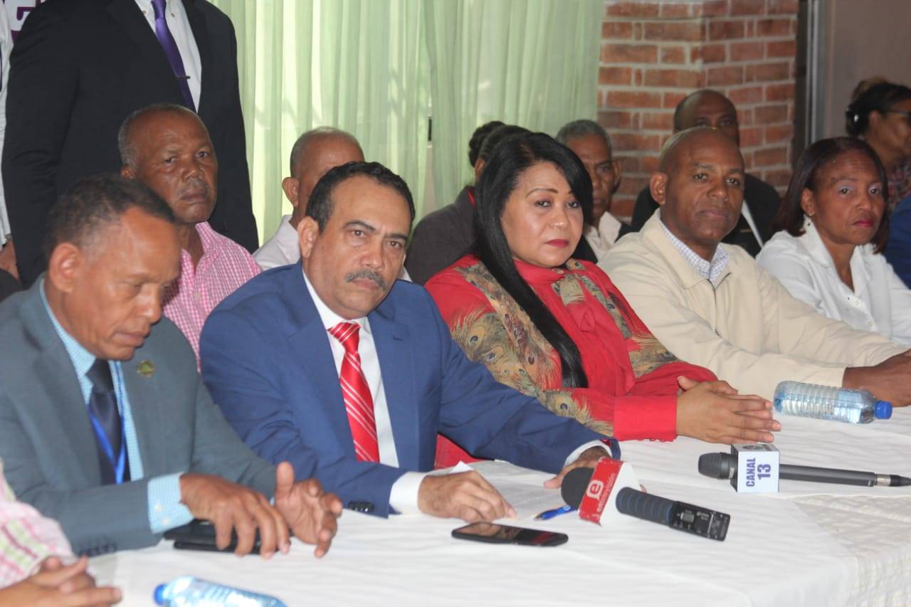 Dirigencia peledeísta anuncia acto de apoyo a la gestión de Danilo Medina