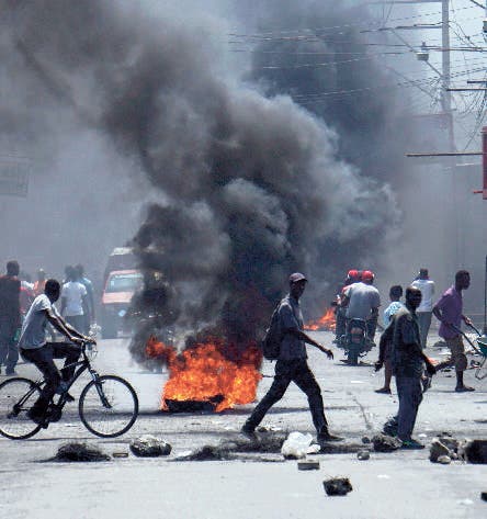 Al menos 20 muertos deja ola de violencia este mes en La Saline, Haití