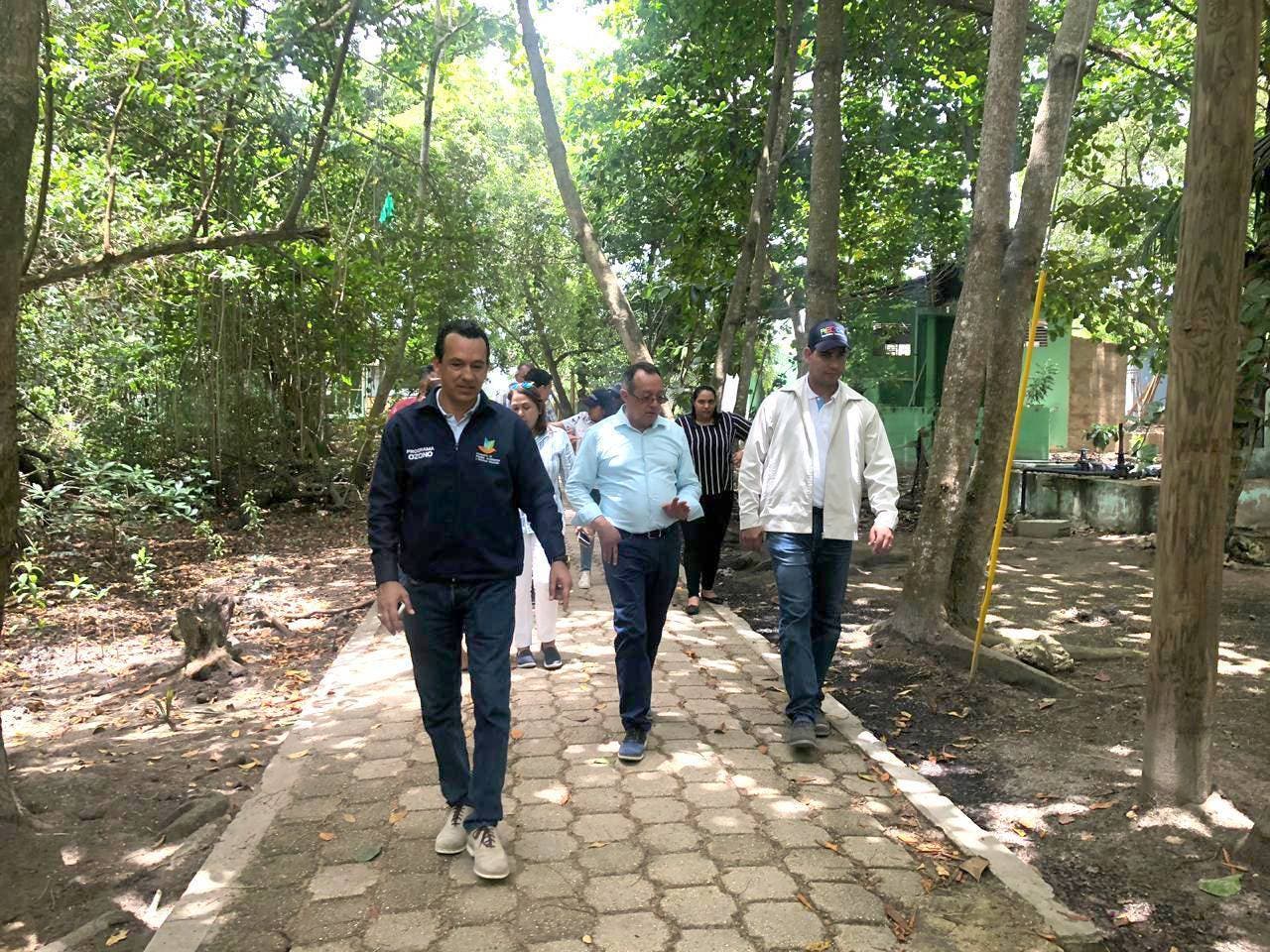 Realizan recorrido de seguimiento a obras dispuestas por el presidente Danilo Medina en Isla Saona y Bayahíbe