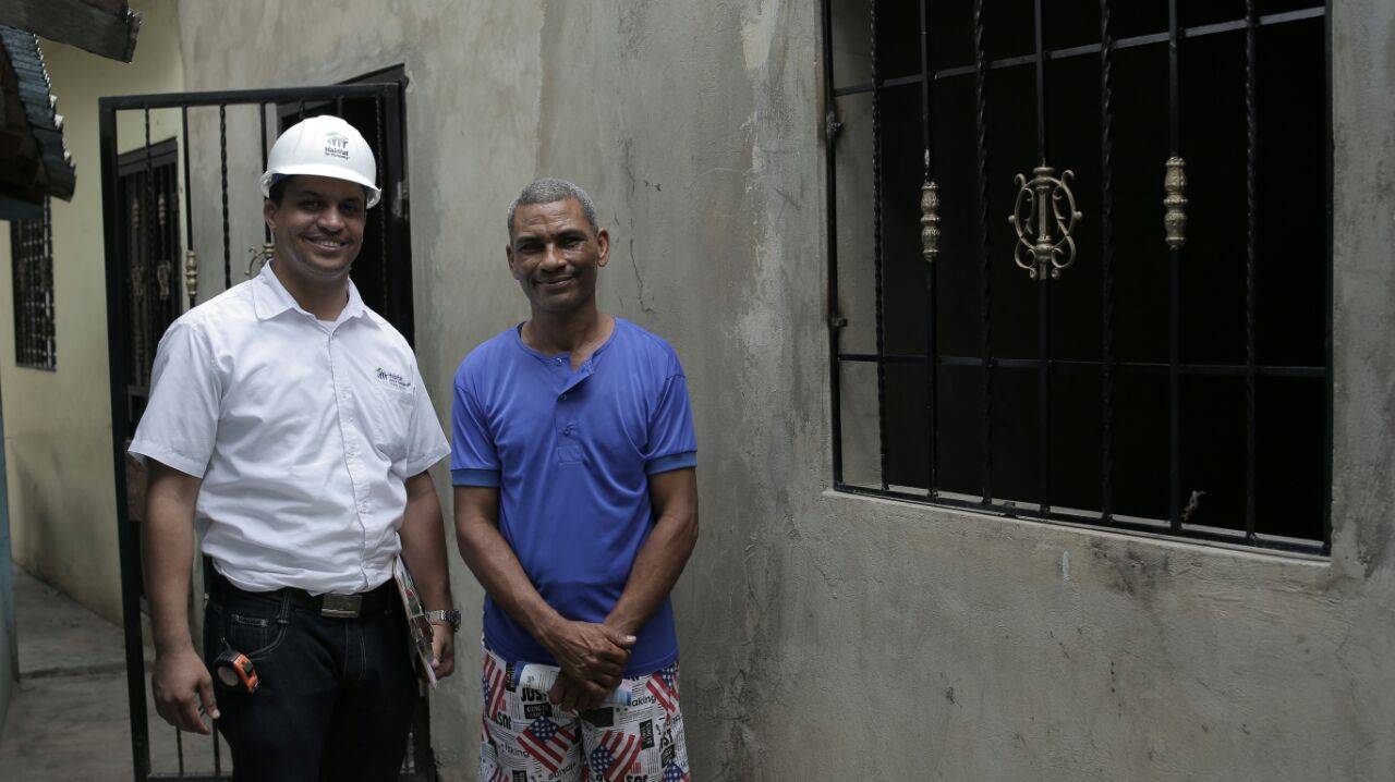 Hábitat Dominicana asiste a comunidades con técnicas de construcción