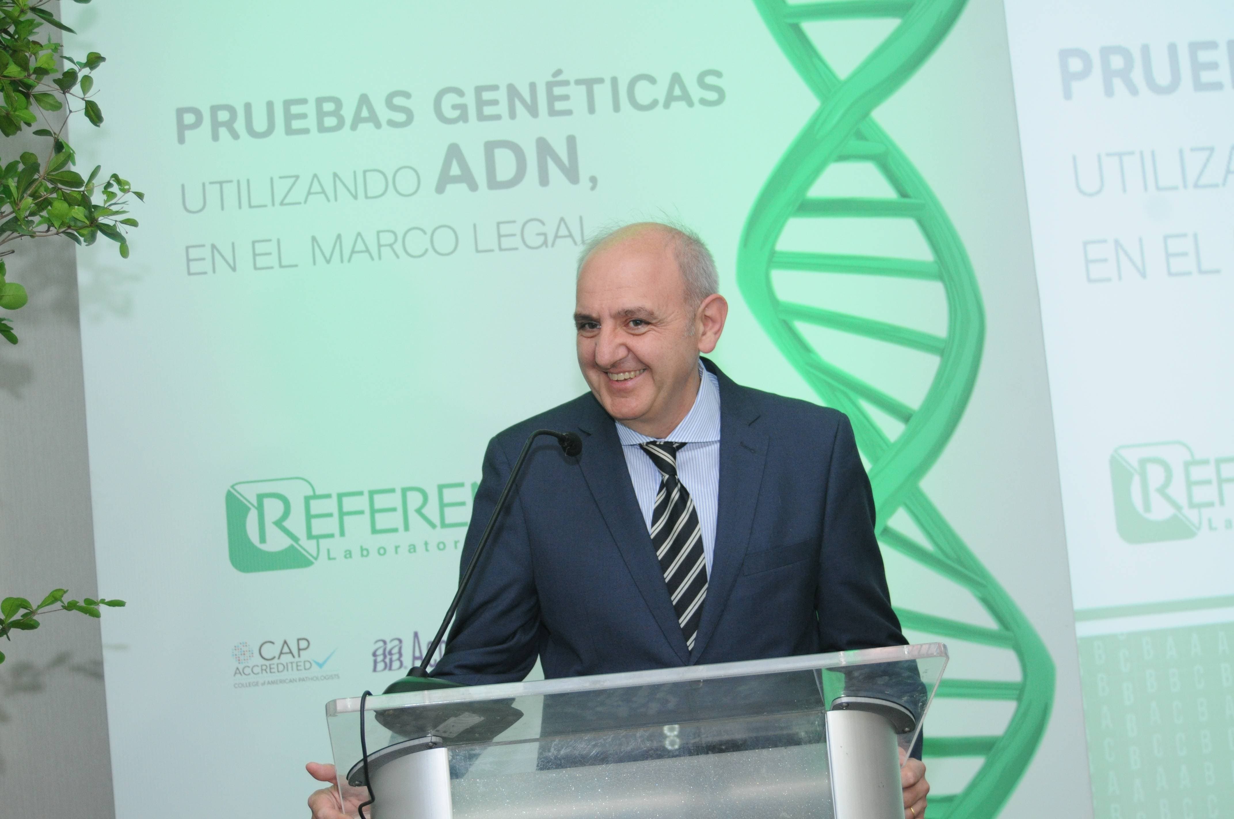 Científico español destaca uso de perfiles genéticos contra el crimen y complemento de la justicia