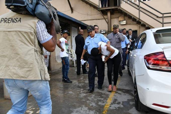 Un año de prisión para Marina, la mujer que participó en asalto al seguridad asignado suegros del presidente Danilo Medina