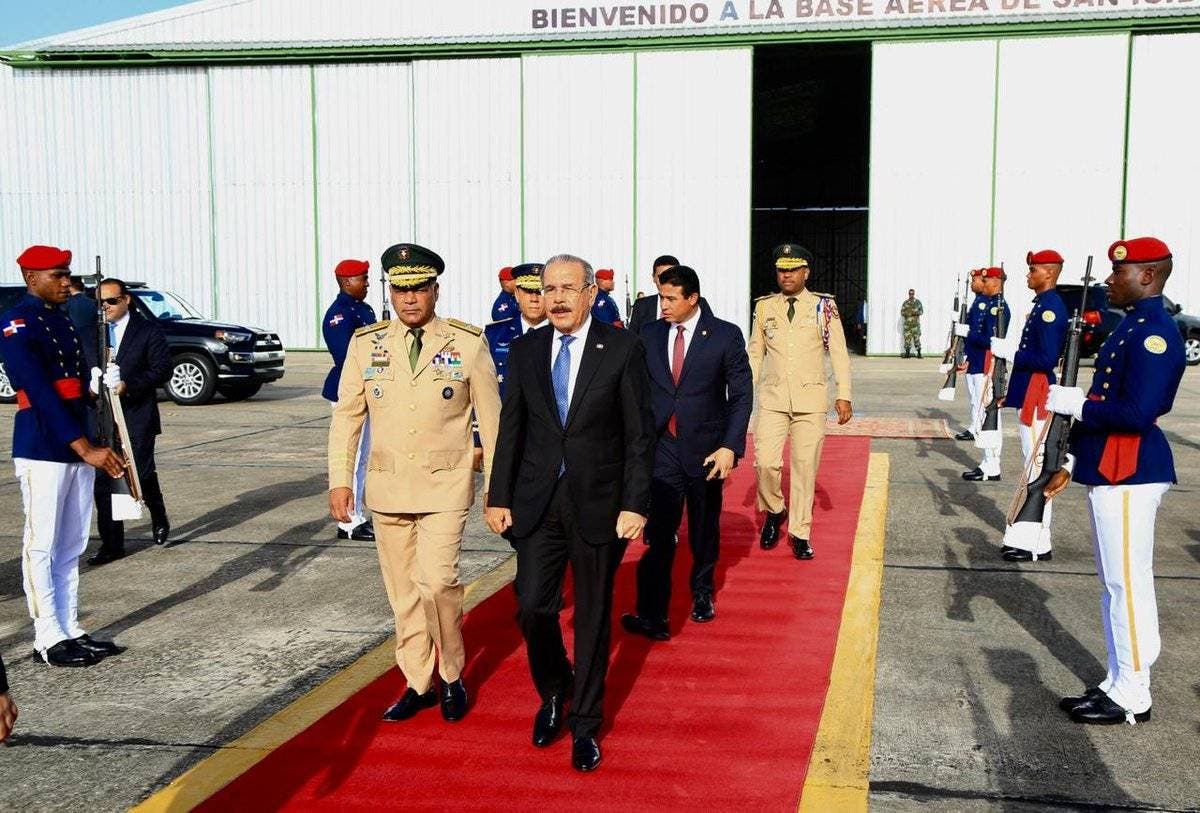 Video: Danilo Medina viaja a Panamá para toma de posesión del presidente  Laurentino Cortizo
