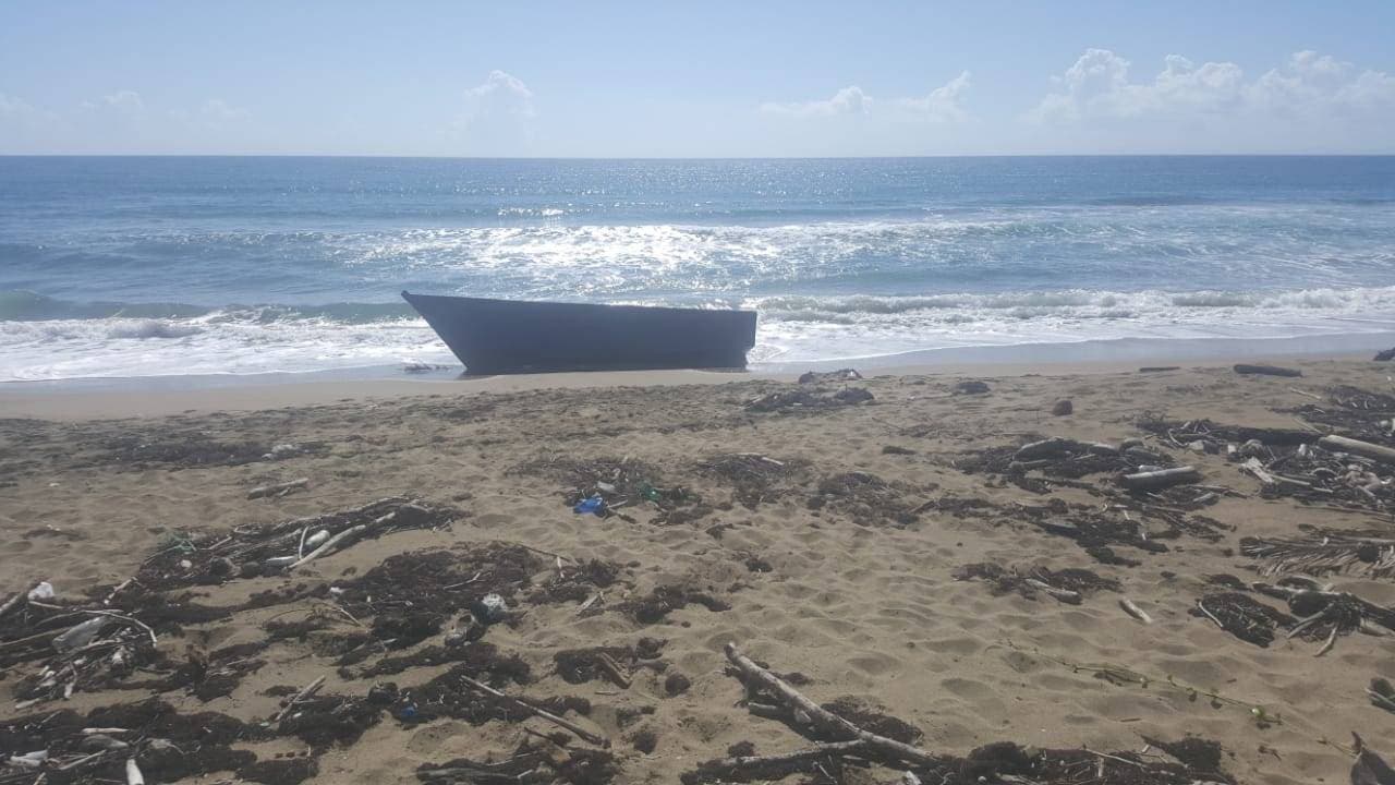 Armada atrapa personas que pretendían ir a Puerto Rico en yola