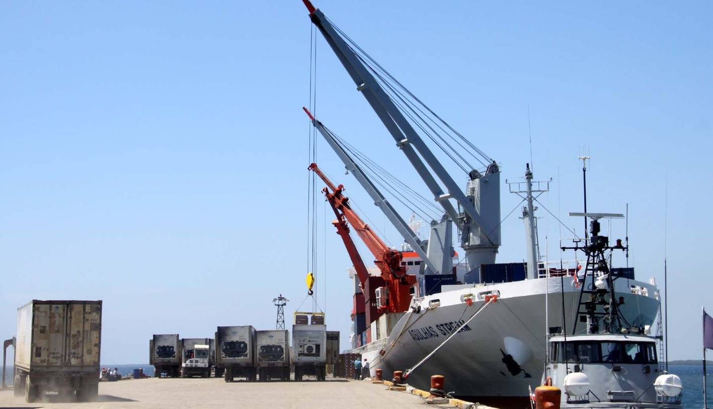 Navieros reclaman reforzar los controles y vigilancia en los puertos