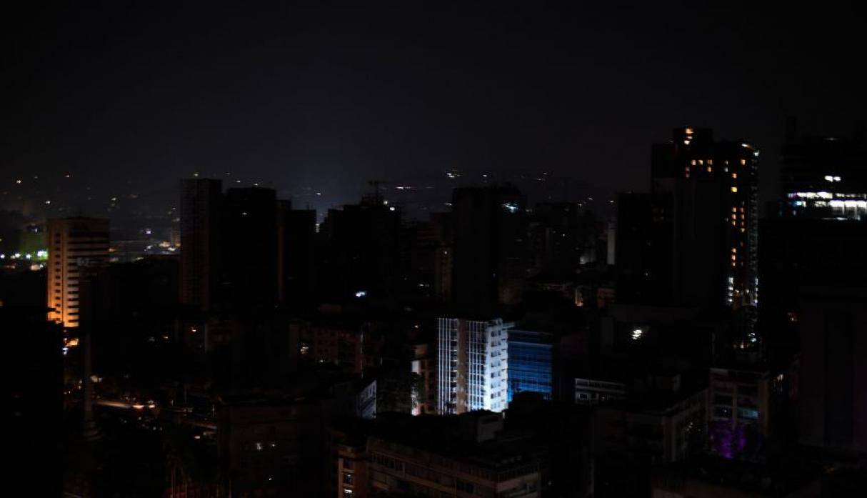 Nuevo apagón afecta a la capital venezolana
