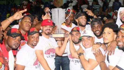 La Tribu de Quisqueya campeón basket LR