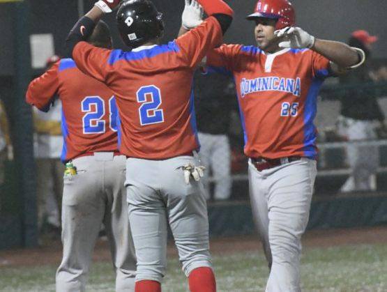 Dominicana deja a Cuba en el terreno y se queda con el quinto lugar del torneo de béisbol en los Panamericanos  