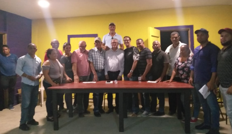 Dirigentes del PLD en Montecristi se van con Heinz Vieluf Cabrera; dejan a «Tito» Bejarán