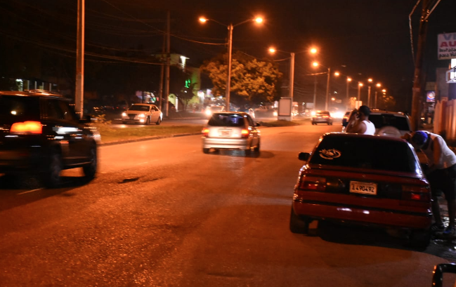 Alcaldía y Edeeste desarrollan jornada iluminación en Santo Domingo Norte