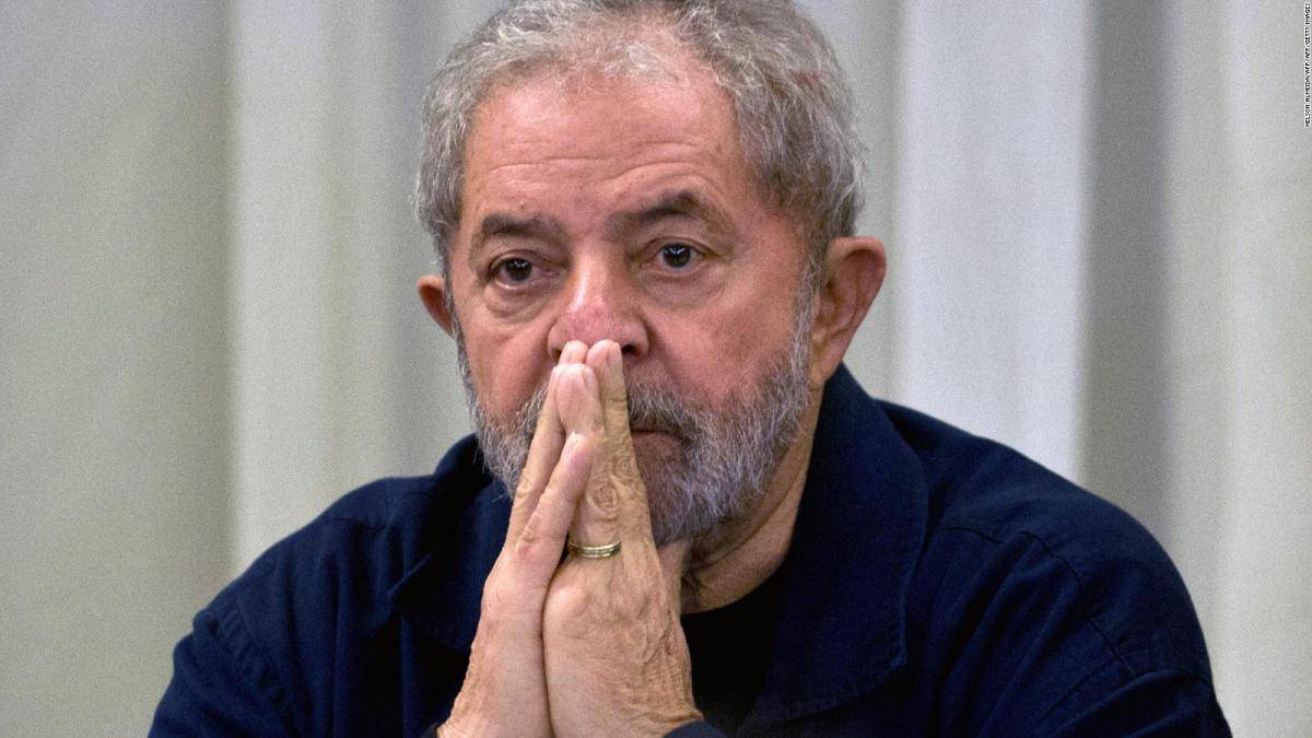Lula pide oficialmente que no lo beneficien con la libertad condicional
