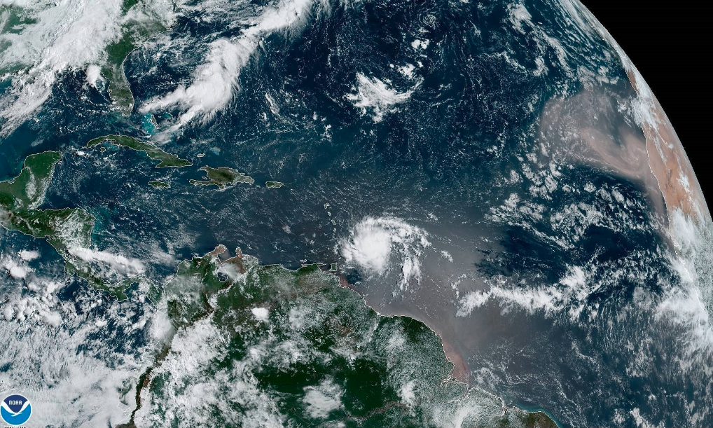 Tormenta Dorian podría impactar sureste de RD el jueves tras pasar por costa sureste de Puerto Rico