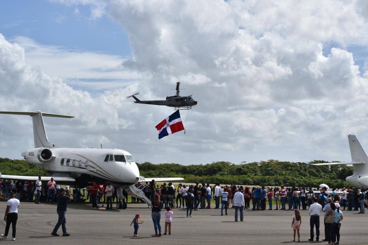 Vuelve el evento familiar “Fly In” en la base aérea de San Isidro