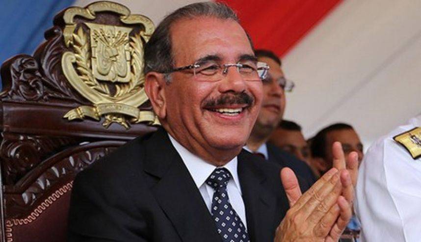 Encuesta Mark Penn/Stagwell: 59% se encuentra satisfecho con el trabajo del presidente Danilo Medina