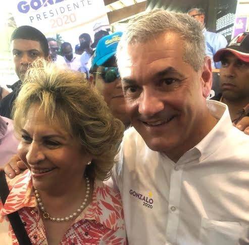Alexandra Izquierdo felicita a Gonzalo Castillo y asegura que él será el ganador de las primarias del PLD