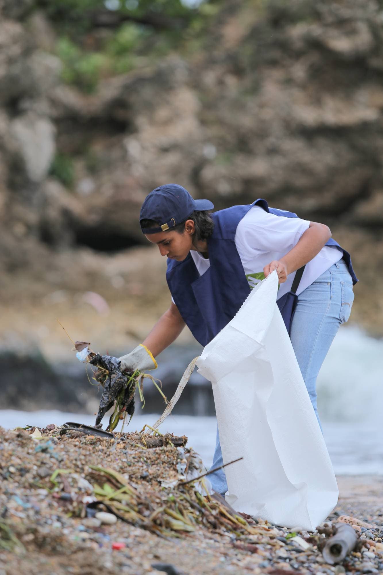 Corona celebra el Día Internacional de Limpieza de Playas con jornada en Fuerte San Gil