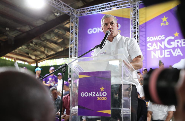 Gonzalo Castillo será el candidato del danilismo que enfrentará a Leonel Fernández en primarias