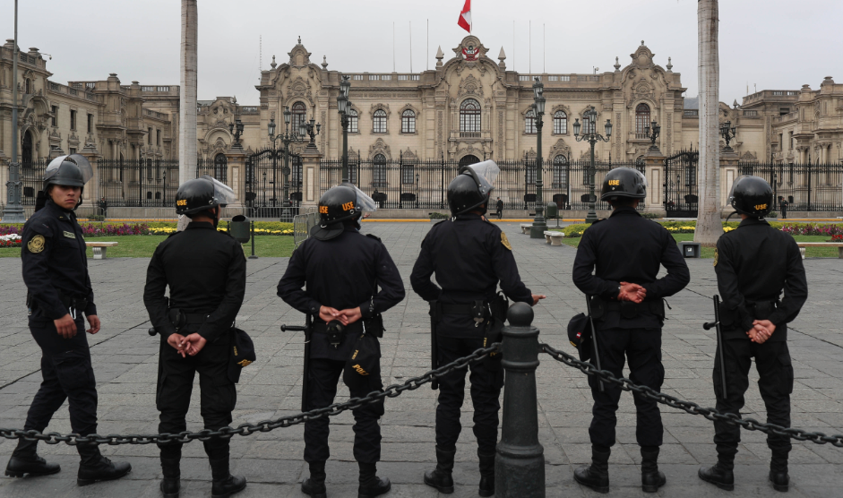 Crisis en Perú: Tranquilidad, silencio gubernamental y tristeza opositora