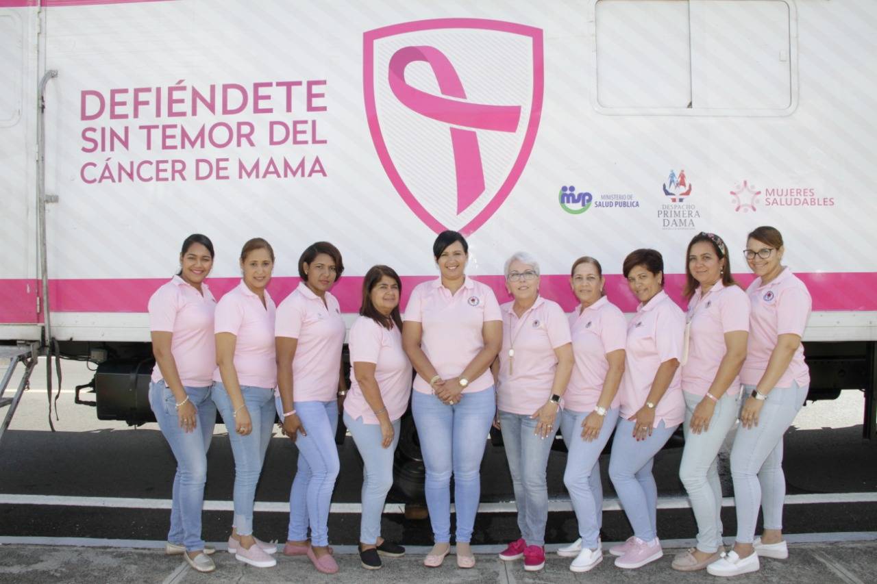 Comité de Esposas de Oficiales desarrolla operativo de mamografías