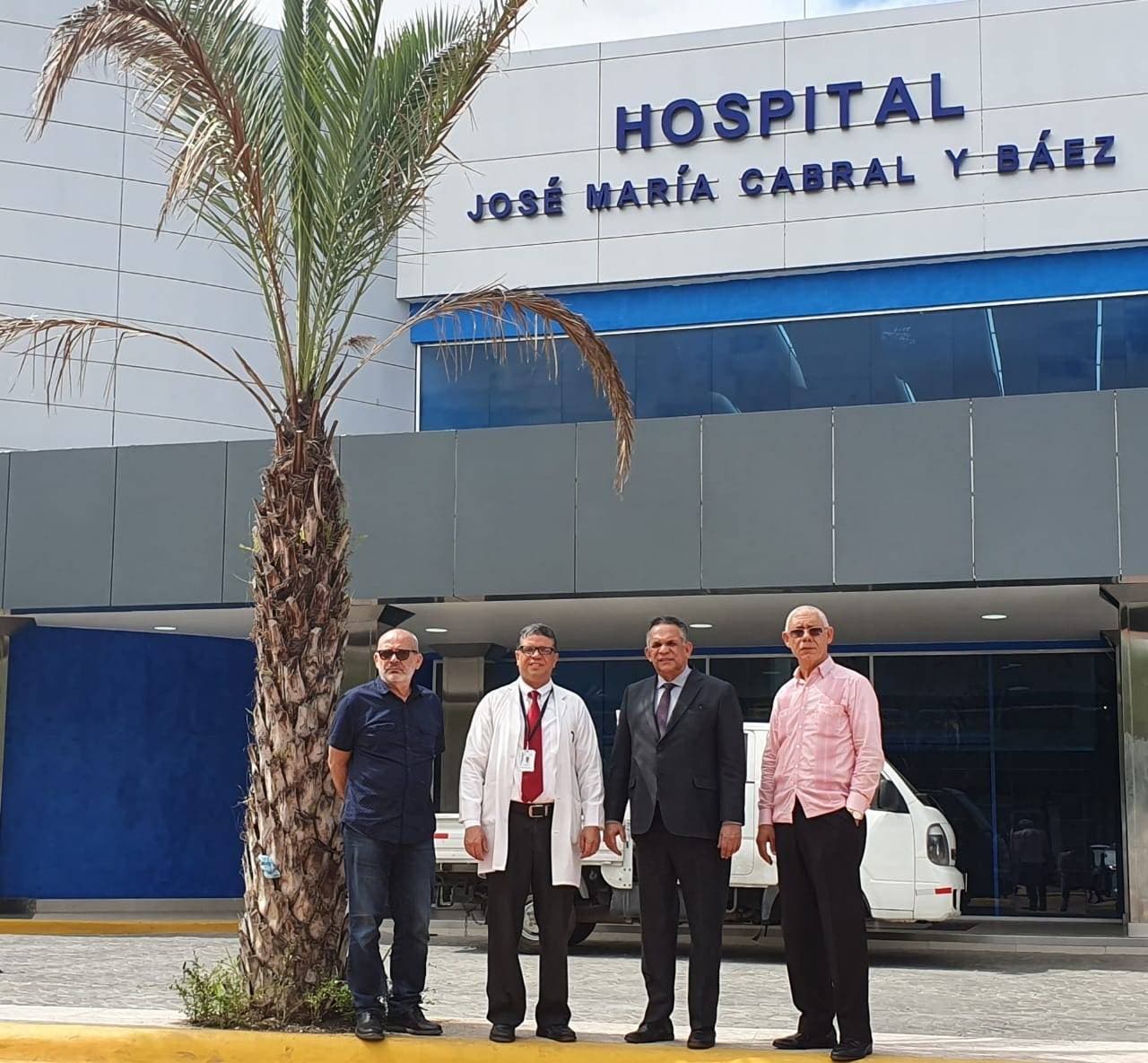 Ventura Camejo: “Valió la pena esperar por la remodelación de los hospitales Cabral y Báez y Arturo Grullón en Santiago”