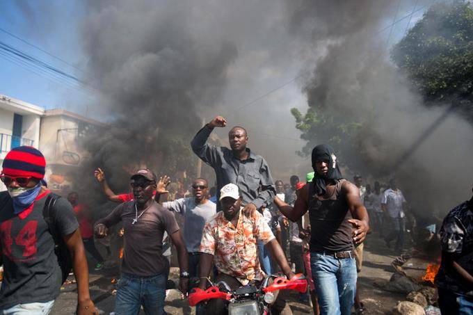 Oposición haitiana marcha hacia oficina de la ONU exigiendo la salida de Jovenel Moïse