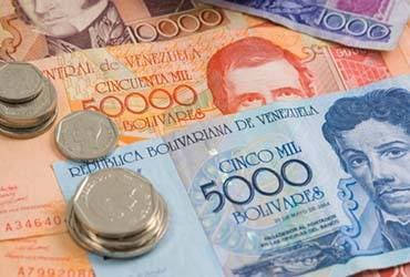 Anuncian aumento del salario mínimo en Venezuela