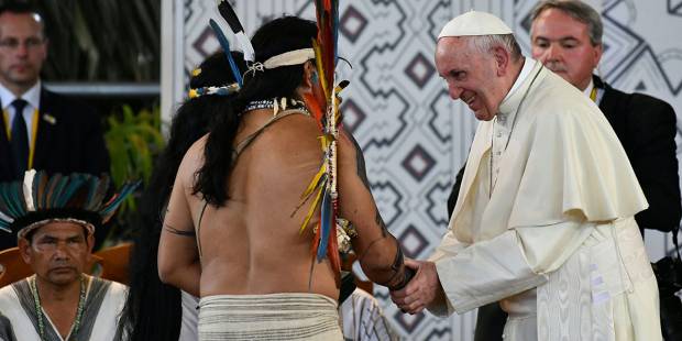 Obispos católicos de la Amazonía proponen hombres sacerdotes y mujeres diáconas