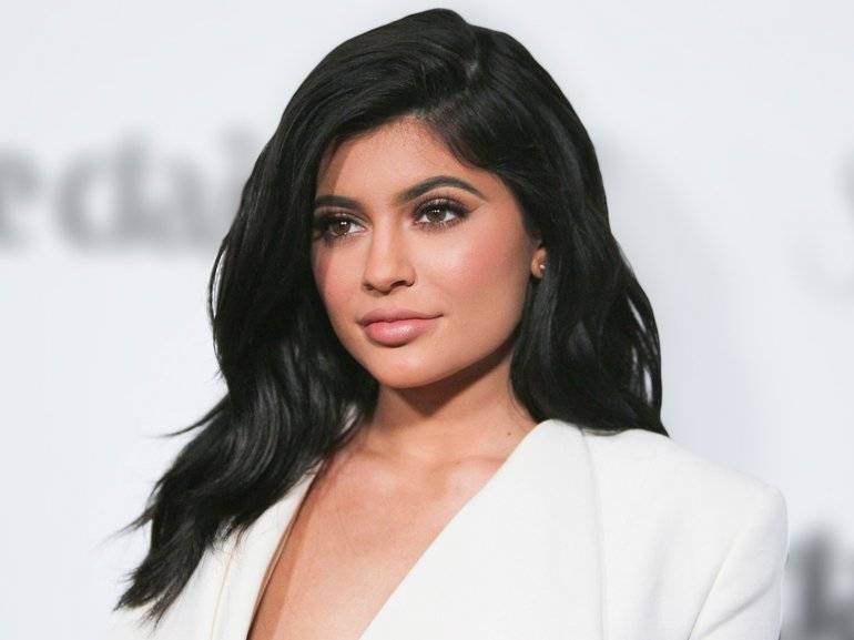 Kylie Jenner vende participación mayoritaria de su empresa por 600 millones