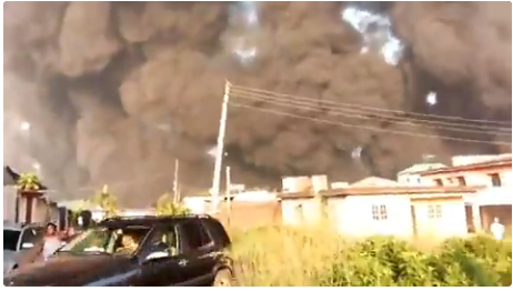 Video: Mueren al menos seis personas por explosión tras sacerdote confundir agua bendita con gasolina en Nigeria