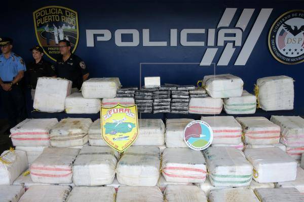 Cinco dominicanos llegan a Puerto Rico con casi 182 kilos de cocaína