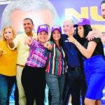 GONZALO CASTILLO EXHORTA A LOS POLÍTICOS “CAMBIAR EL ODIO POR EL AMOR, EL DESPRECIO POR EL CARIÑO” Y TRABAJAR JUNTOS POR UN PAÍS DE MÁS OPORTUNIDADES
 – El candidato presidencial por el Partido de la Liberación Dominicana (PLD), Gonzalo Castillo, encabezó la tarde de este martes una “Juntadera con Gonzalo” junto al candidato a alcalde por el Distrito Nacional, Domingo Contreras, en el barrio San Miguel del kilómetro 8 1/2, donde exhortó a lospolíticos cambiar el odio por el amor, el desprecio por el cariño, “y juntoscomo dominicanos, transitar en el camino de construir ese país de másbienestar, oportunidades, sueños y esperanzas”.  Hoy/Fuente Externa  28/01/20