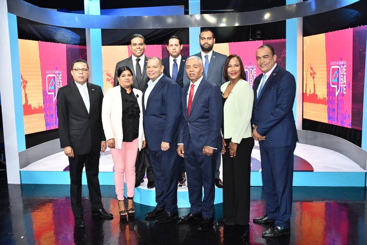 Codessd realiza primer debate político de Santo Domingo con candidatos a alcaldía