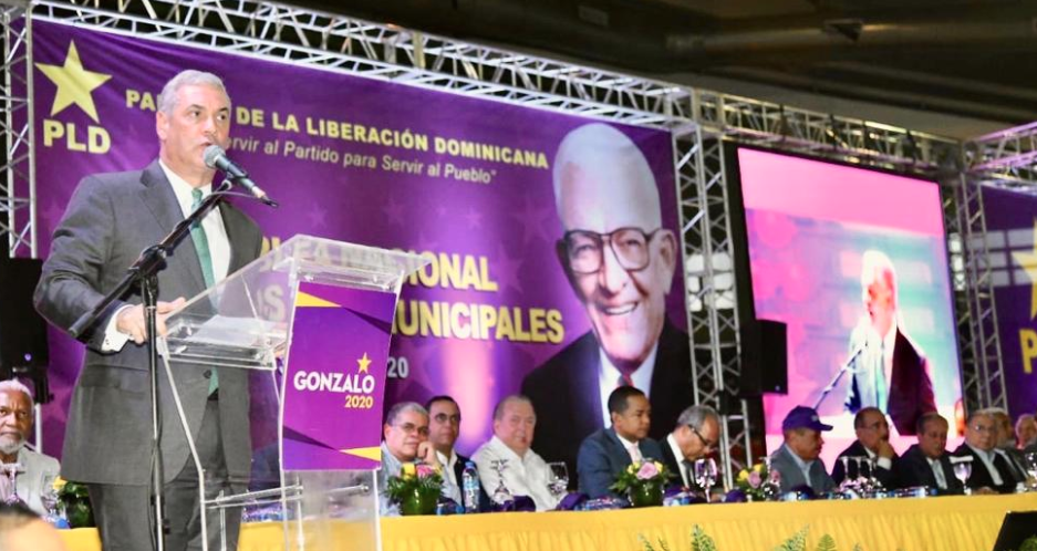 PLD traza estrategias con miras a comicios; Gonzalo Castillo insiste ganarán 70% alcaldía