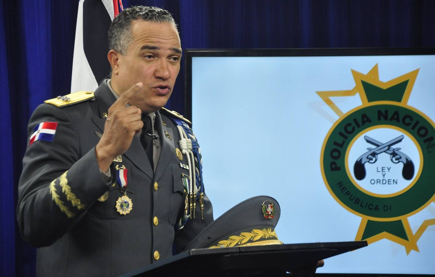 Director de la Policía detalla  razones por las que coronel escolta de Abinader sigue suspendido