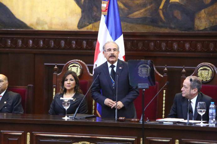 Danilo Medina durante rendición de cuentas: “Un millón 800 mil dominicanos lograron superar umbral de pobreza en siete años y medio»